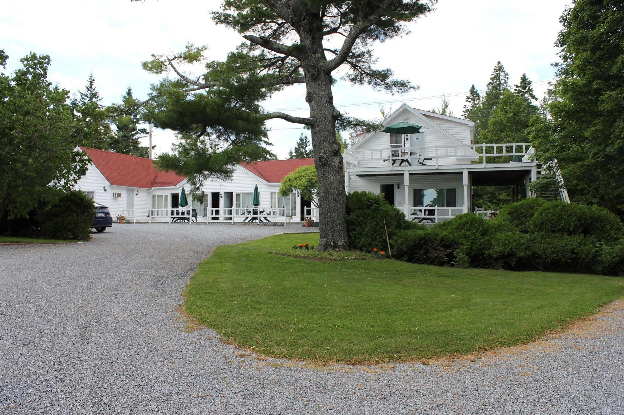 Tara Manor Inn St. Andrews By The Sea 외부 사진